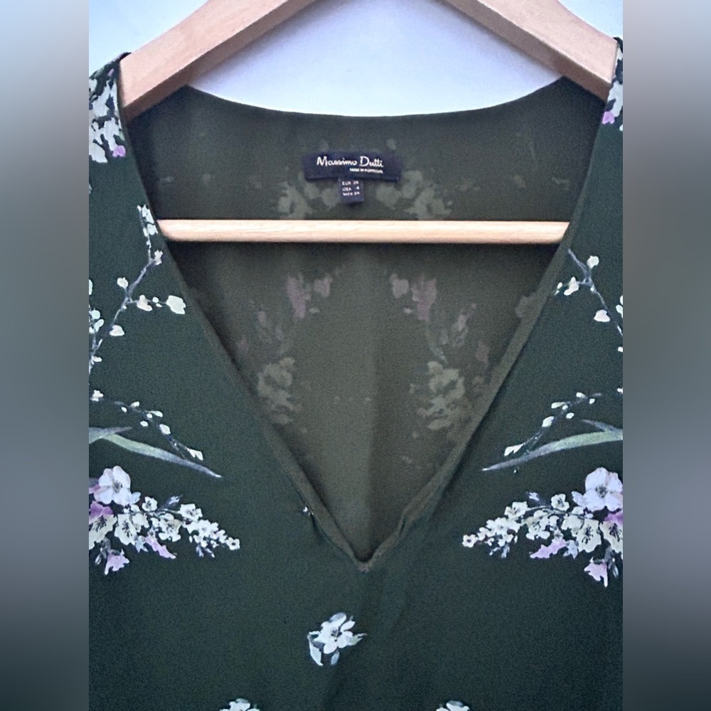 Massimo Dutti womens Sz 4 Green
Floral midi Dress V-Neck lined side zip
pullover - Picture 4 of 8
